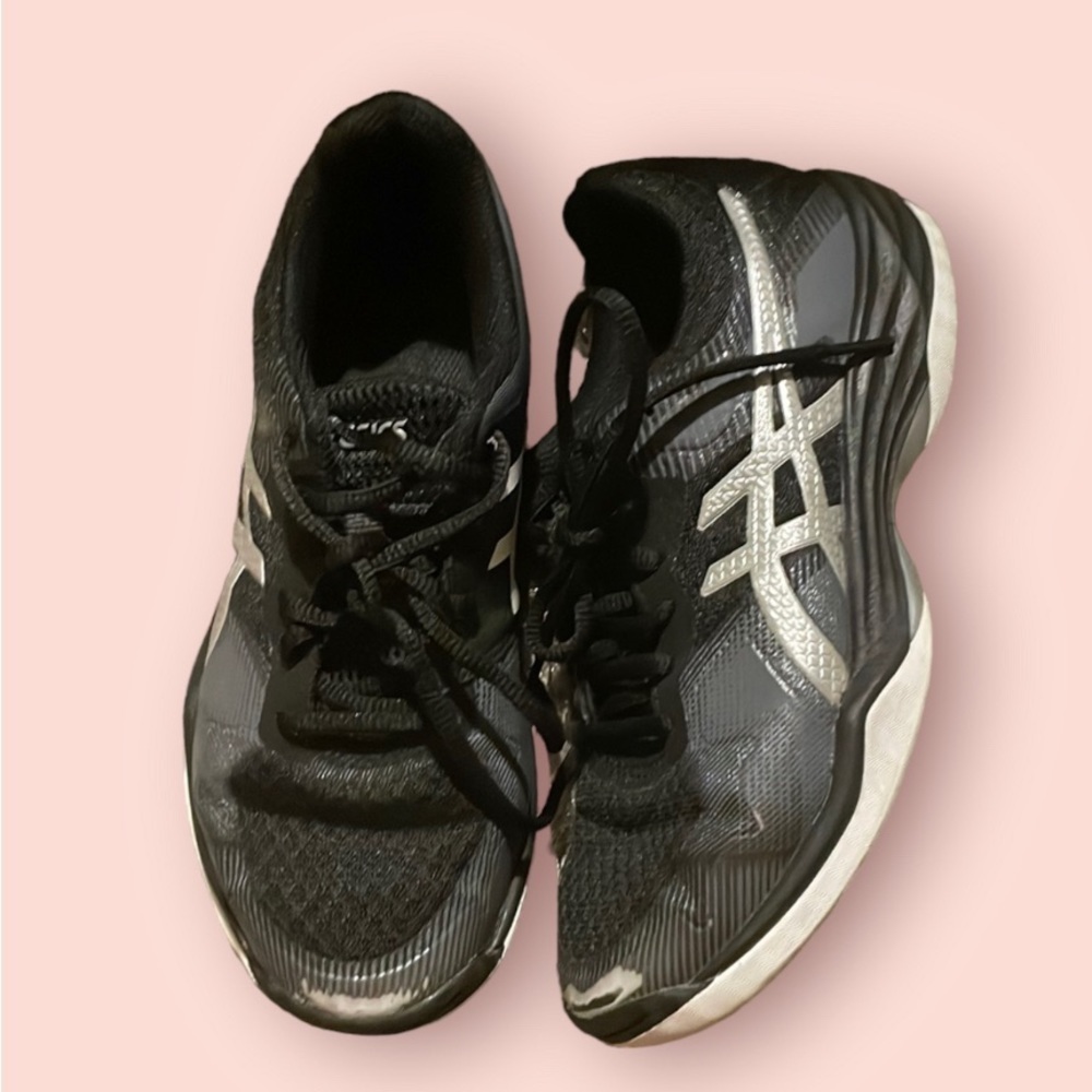 ASICS volleyball shoes​​​​